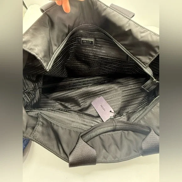 NWT PRADA Re-Nylon/ Leather Padded Large Black tote/ shopping Bag Crossbody mens - Picture 16 of 17